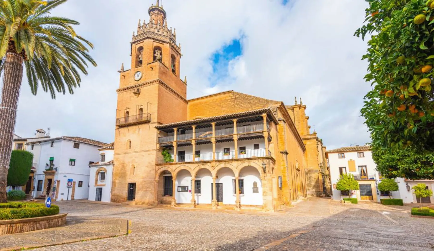 visita iglesia santa maria la mayor ronda